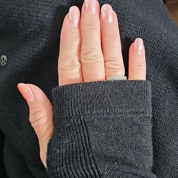 Lululemon, 100% Merino Wool, Black, Athleisure Sweater, Size XS/S - Picture 7 of 7